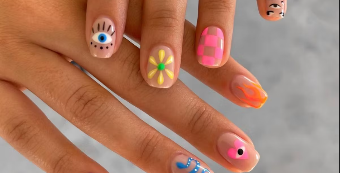 You should try these short nail designs right now.