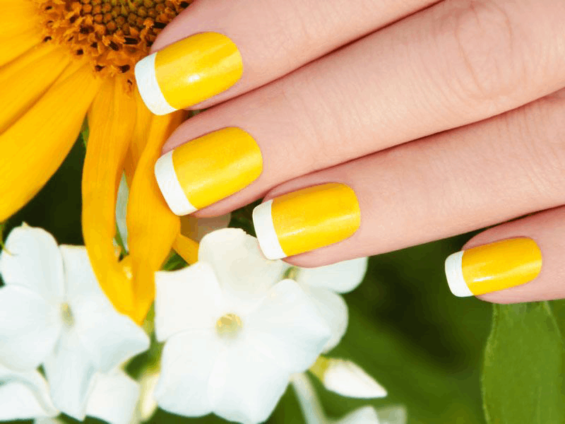 Sunshine and Elegance My trip with Yellow and White Nail Designs